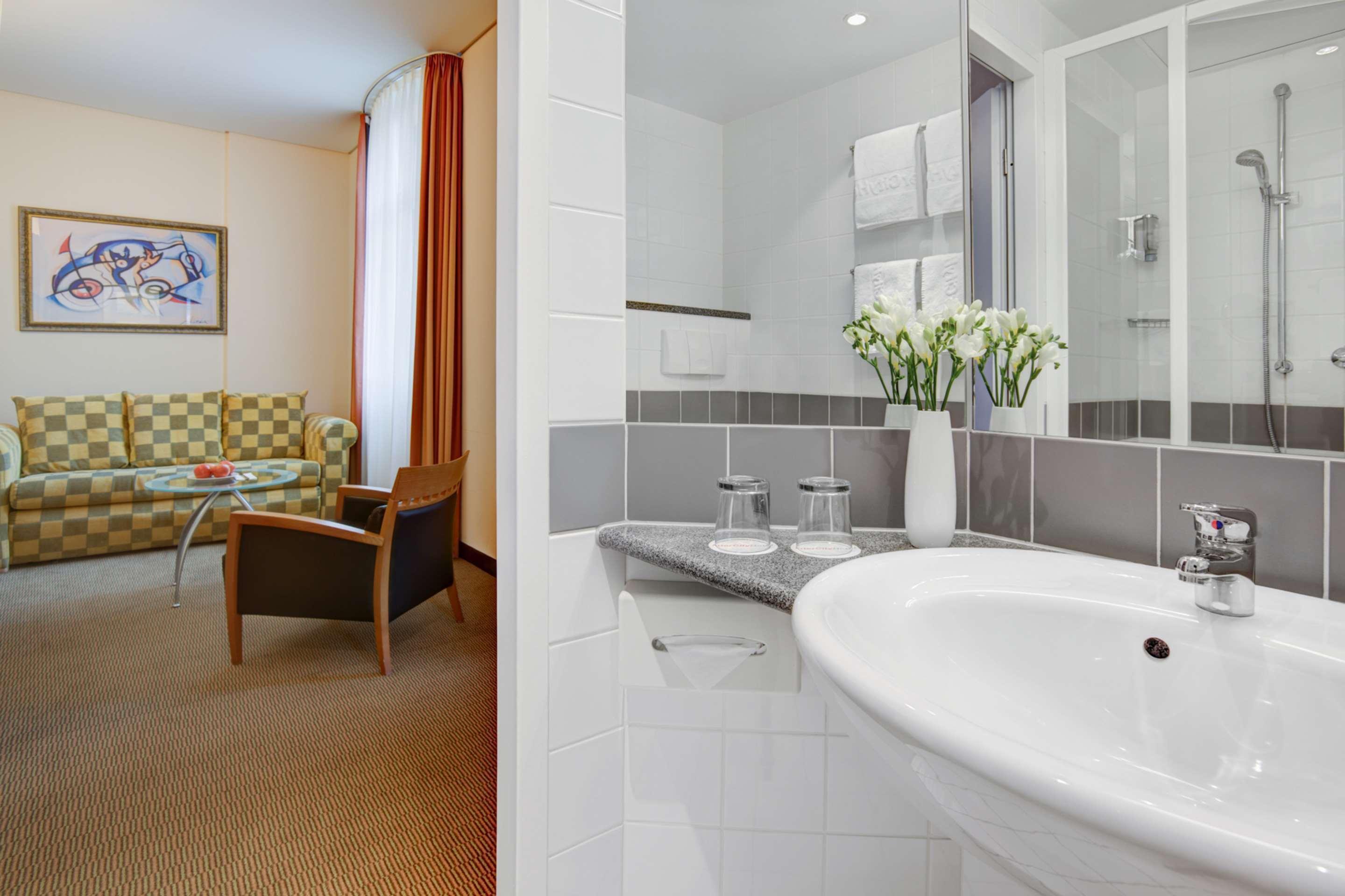 Intercityhotel Berlin Ostbahnhof Bagian luar foto