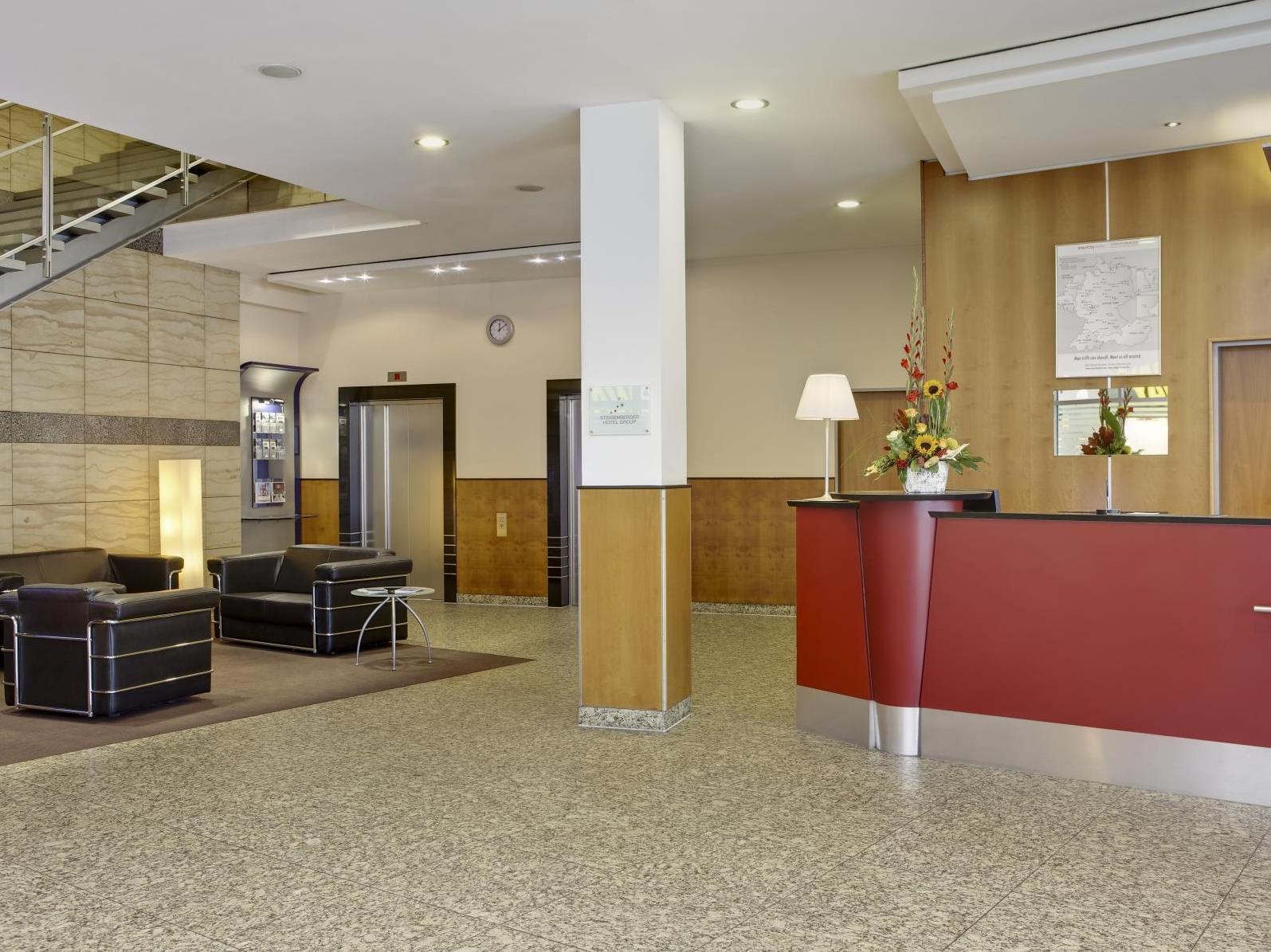 Intercityhotel Berlin Ostbahnhof Bagian luar foto